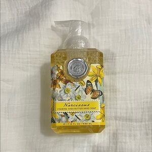 Michel Design Works Narcissus Foaming Shea Butter hand soap